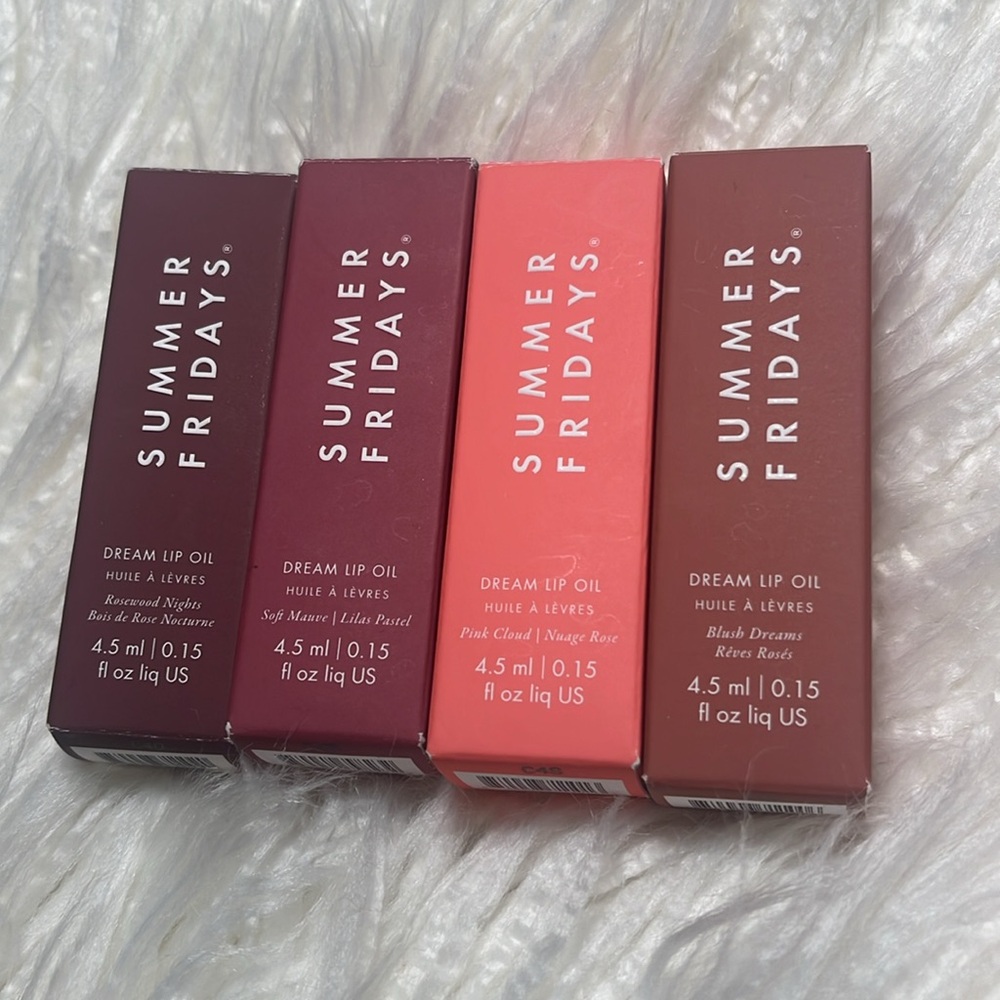 SUMMER FRIDAYS 🤎🧡 DREAM LIP OILS 
Brand New